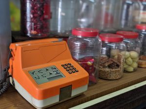 00100lrPORTRAIT_00100_BURST20200703121523094_COVER